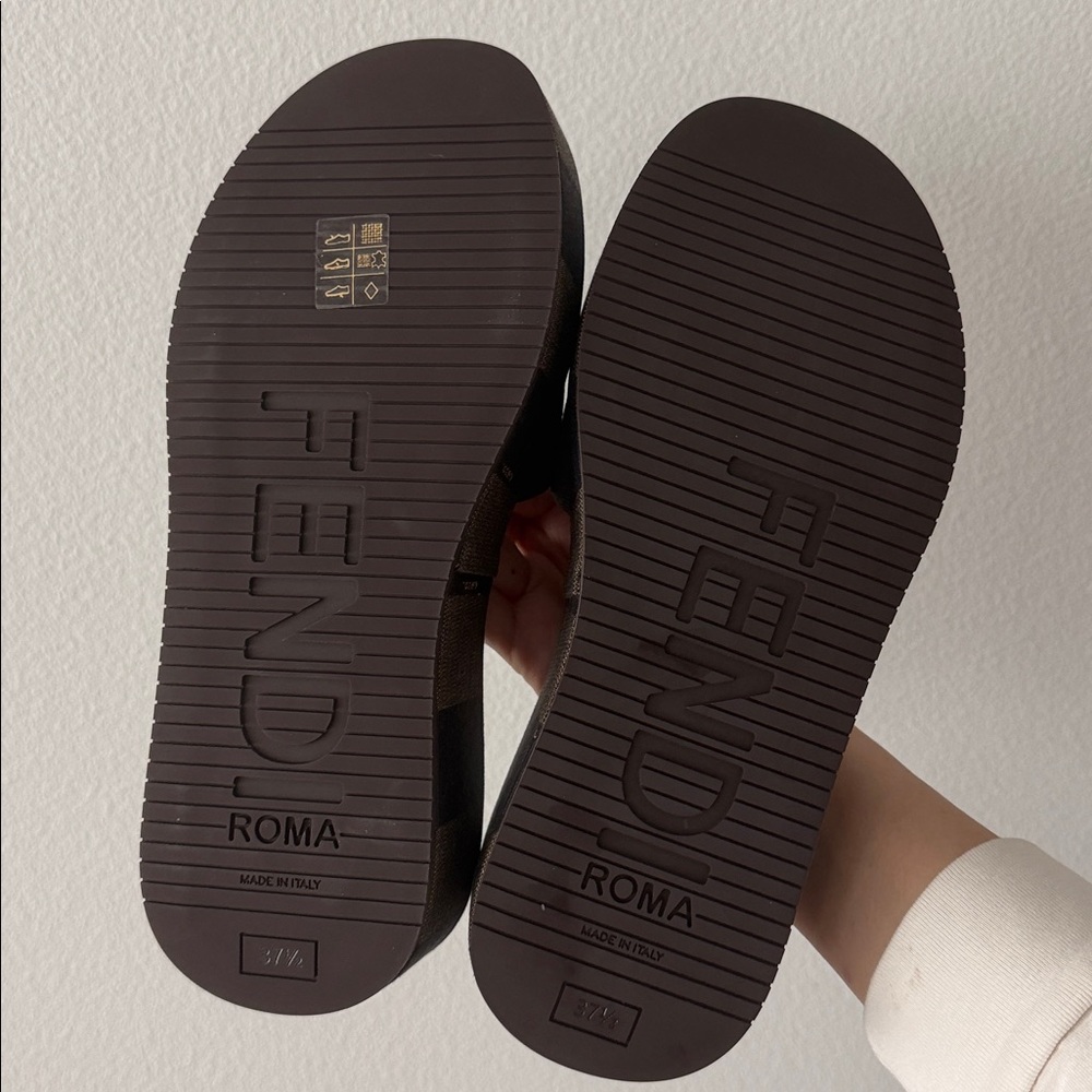 Fendi Sunshine Flatform Platform FF Logo Jacquard Baguette Feel Slides 37.5 - Picture 10 of 11